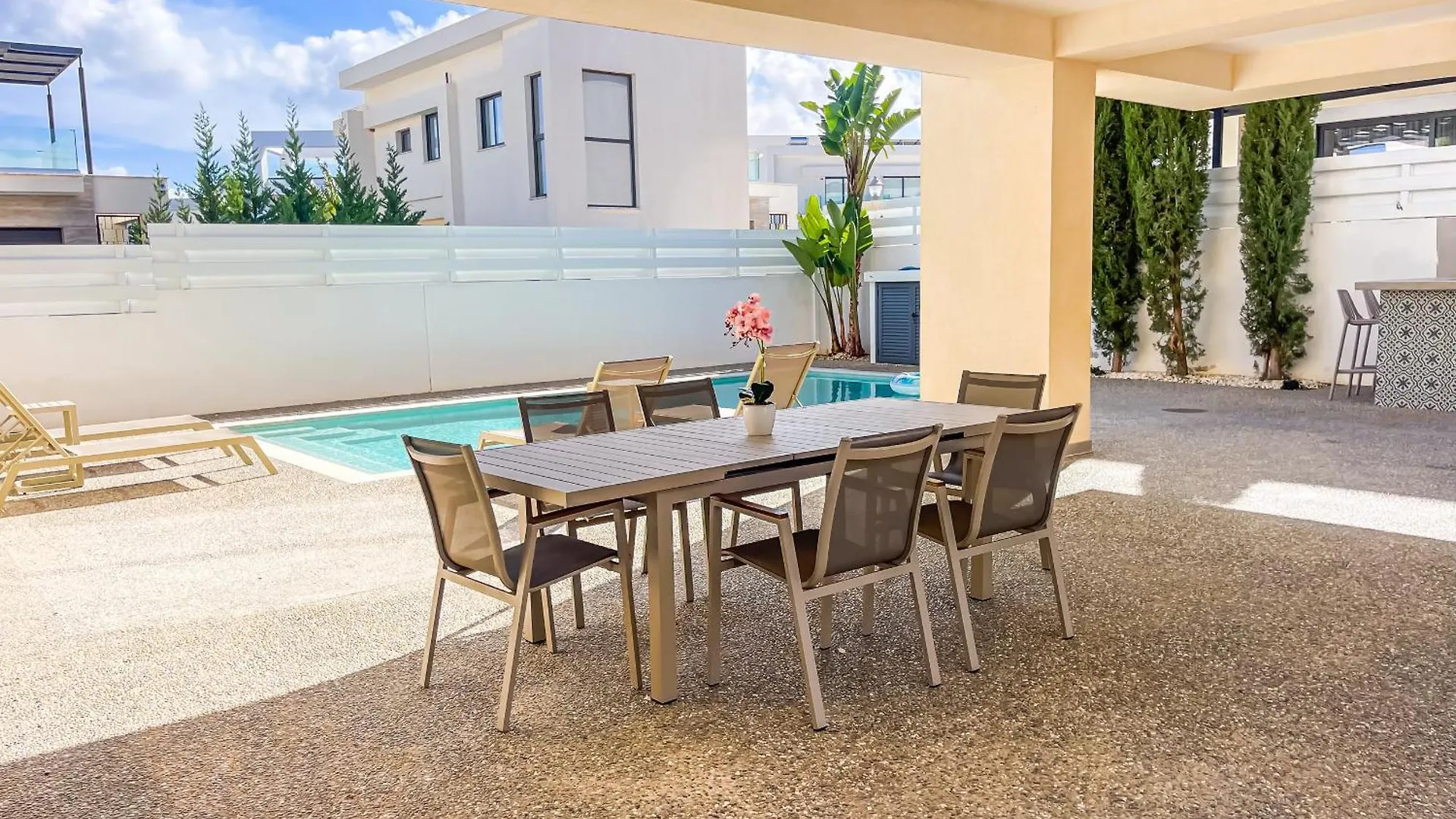 פרוטאראס Panorama Lux Villas